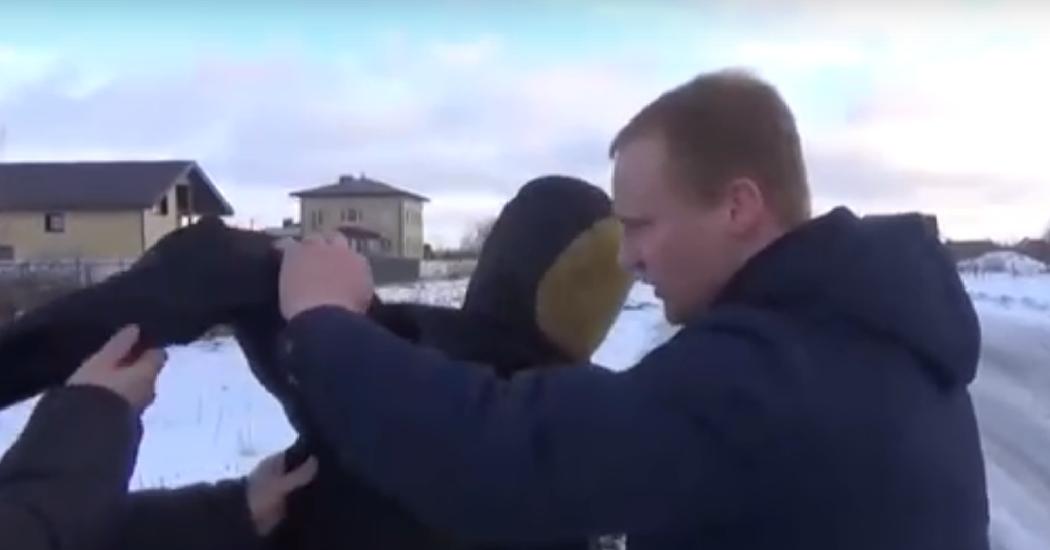 В Череповце полицейский бейсбольной битой отправил в кому мужа подруги