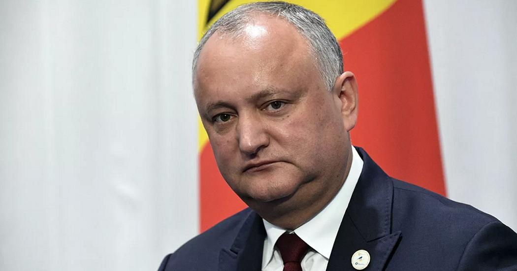 Додон заявил, что не допустит политизации Конституционного суда Молдавии