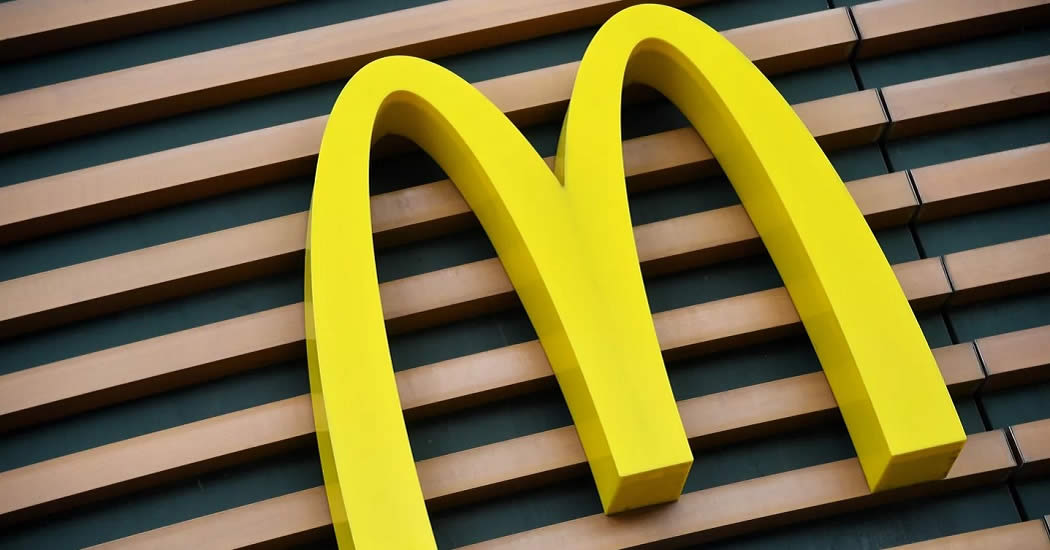 СМИ стало известно новое название McDonald's в России