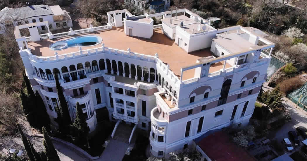 Парламент Крыма национализировал квартиру семьи Зеленского в Ливадии