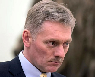  В Кремле опровергли сообщения о запрете выезда мужчин из России