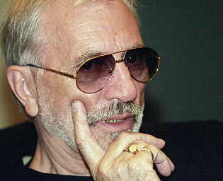  Умер Мережко