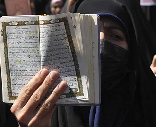  В Швеции подали еще 12 заявок на проведение акций с сожжением Корана