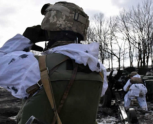  В Киеве заявили, что не видят оснований для "вторжения" России на Украину