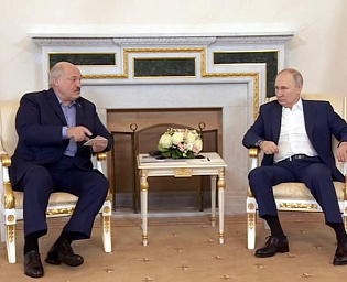  Путин и Лукашенко в Санкт-Петербурге обсудили ситуацию на Украине