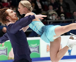  Тарасова и Морозов завоевали серебро Олимпиады в парном катании