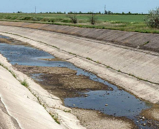  В России прокомментировали украинскую инициативу продавать воду в Крым