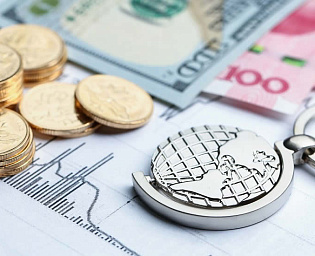  Курс евро опустился ниже 57 рублей впервые с 21 июля