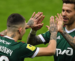  «Локомотив» одолел «Спартак» в московском дерби