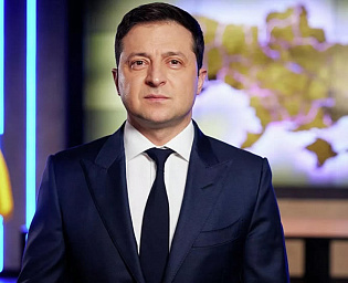  Зеленский назвал условие введения военного положения