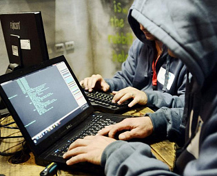  Названа самая уязвимая для кибермошенников категория россиян