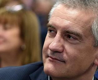  Аксенов напомнил о "пророческом ролике" о Крыме с участием Зеленского