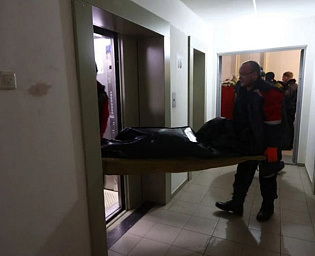  В Свердловской области троих детей нашли в квартире с телами родителей