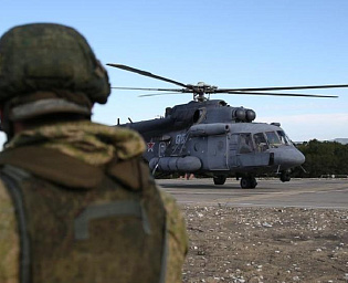 В Чите военный вертолет случайно выстрелил по жилому дому