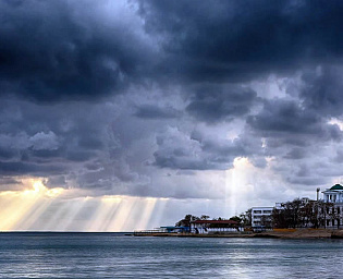  В Крыму задержали главу Евпатории Тихончука и главу горсовета Харитоненко