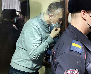  Обвиняемого в вымогательстве экс-главу СК по Кузбассу приговорили к 10 годам колонии