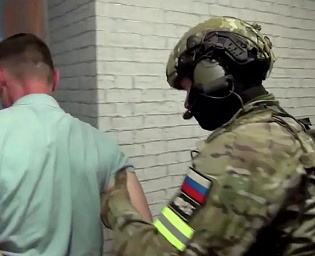  Суд арестовал обвиняемых в краже иконы из Иверского монастыря подаренной Путиным 