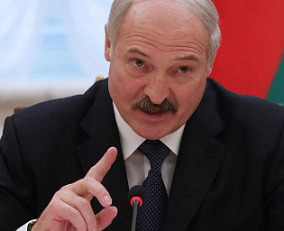  Лукашенко своему сопернику на выборах: "На чьи деньги ведешь эту кампанию?"