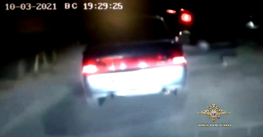 МВД опубликовало  видео погони за подозреваемым в убийстве трех студенток в Гае