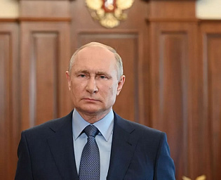  Путин уволил замглавы СК