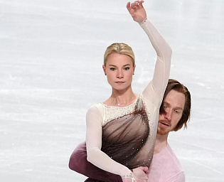  Телефонные мошенники "развели" фигуристку Тарасову на 780 тысяч рублей