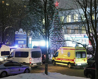  Житель Москвы открыл стрельбу в здании МФЦ, есть погибшие и раненые