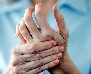  Руки предупреждают: как выявить сердечные заболевания по пальцам и ладоням