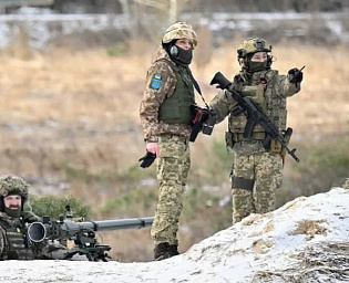  Украинские войска проводят тренировки по обороне Киева
