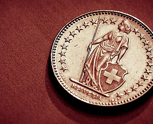  Финансист дал совет, в какой валюте лучше хранить сбережения