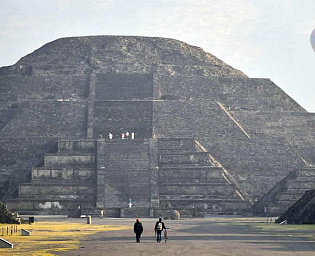  Под Пирамидой Луны в Мексике нашли вход в "загробный мир"