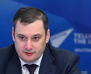  Российский книжный союз просит Хинштейна проверить "Тихий Дон" и "Обломова"