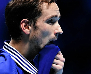  Медведев вышел в четвертый раунд Australian Open
