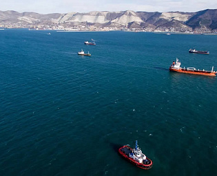  Украина объявила целями суда, идущие в российские порты Черного моря