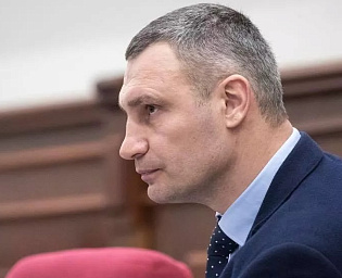  Кличко заявил, что готов с автоматом пойти на Россию