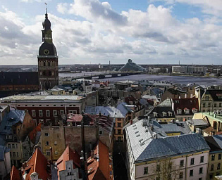  Латвия прекратила выдачу всех типов виз россиянам
