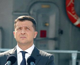  На Украине приостановили госфинансирование партии Зеленского