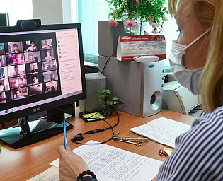  Министр просвещения оценил необходимость полного перевода школ на дистанционку