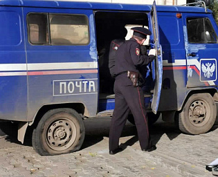  Убившие инкассатора в Оренбуржье скрылись с деньгами и пистолетом