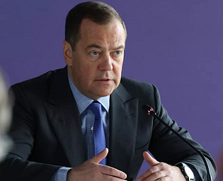  "Мир дедушки Байдена улетает": Медведев высказался об итогах выборов в США