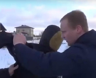  В Череповце полицейский бейсбольной битой отправил в кому мужа подруги