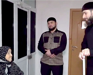  Телеканал «Грозный» показал сюжет о задержании жительниц Чечни за «колдовство»